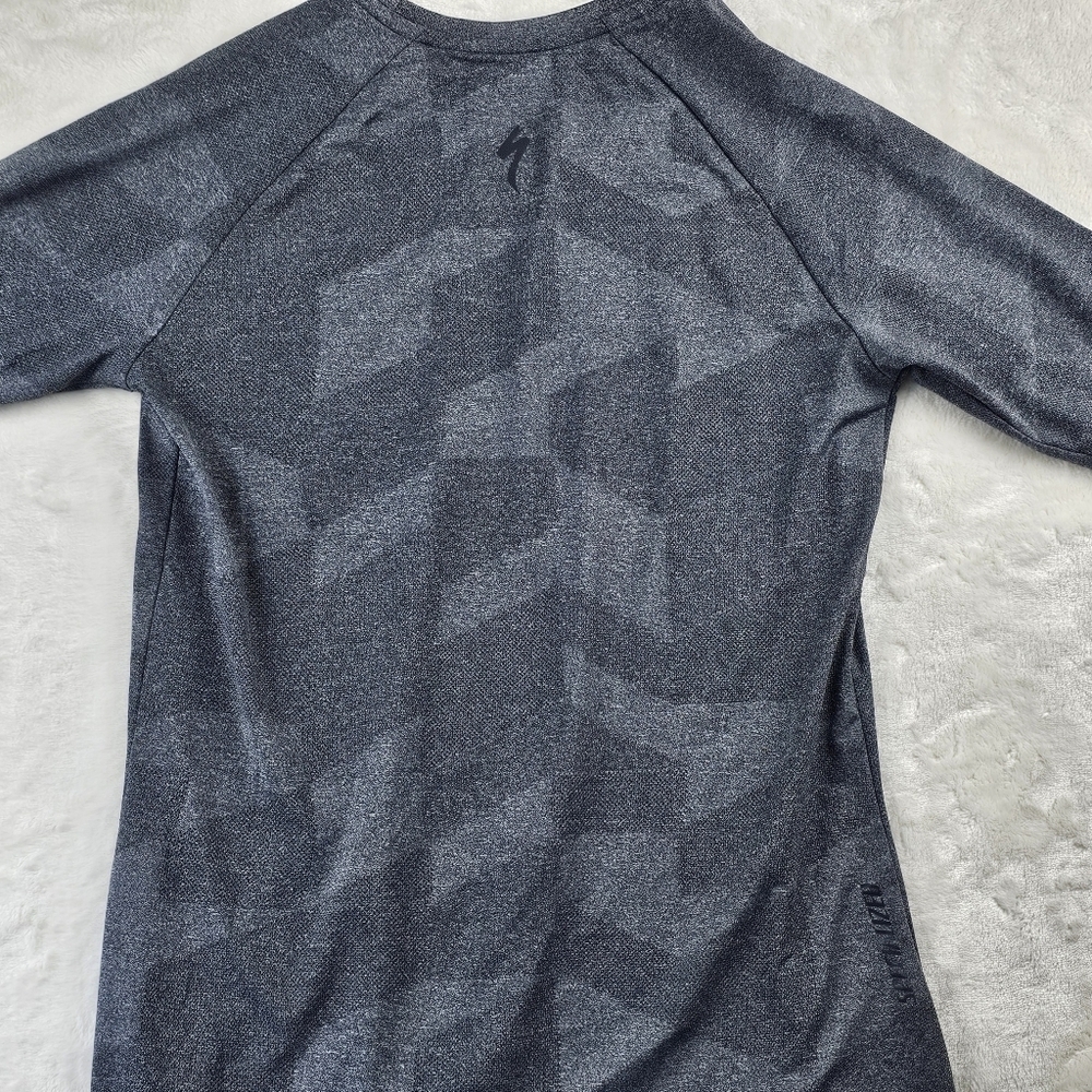 Specialized Bike Shirt Small Gray cycle athletics bike ride